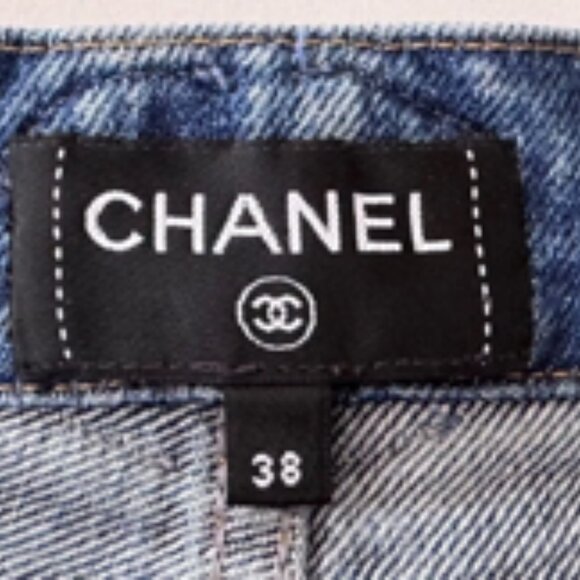 🎊 SOLD 🎊AUTHENTIC 2024 SS24 Runway Chanel Denim Jeans, Size 38 - Picture 9 of 15
